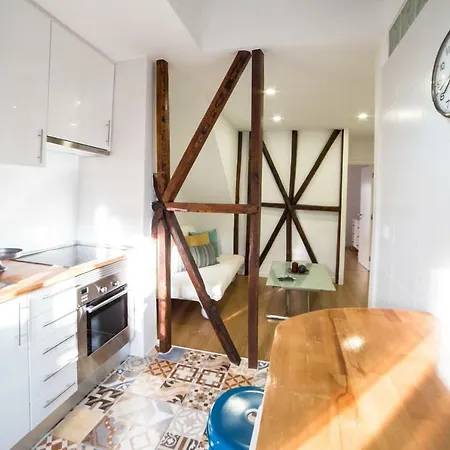 Flh Fresh And Cozy Old Town Duplex * Lissabon