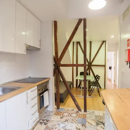 Апартаменты Flh Fresh And Cozy Old Town Duplex Лиссабон