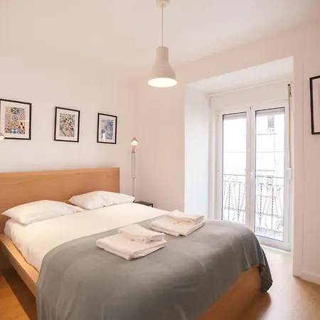 Flh Fresh And Cozy Old Town Duplex Лиссабон